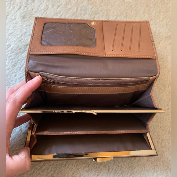 Vintage 80s Designer Large Wallet Italian Cowhide Leather Good Condition - Picture 13 of 17